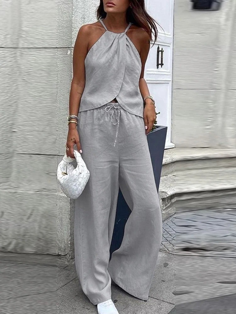 Halter Top and Wide Leg Pants – Casual Summer Outfit