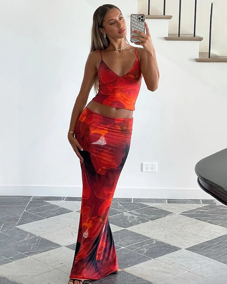 Stylish Print Two Piece Set – Satin Crop Top and Maxi Skirt