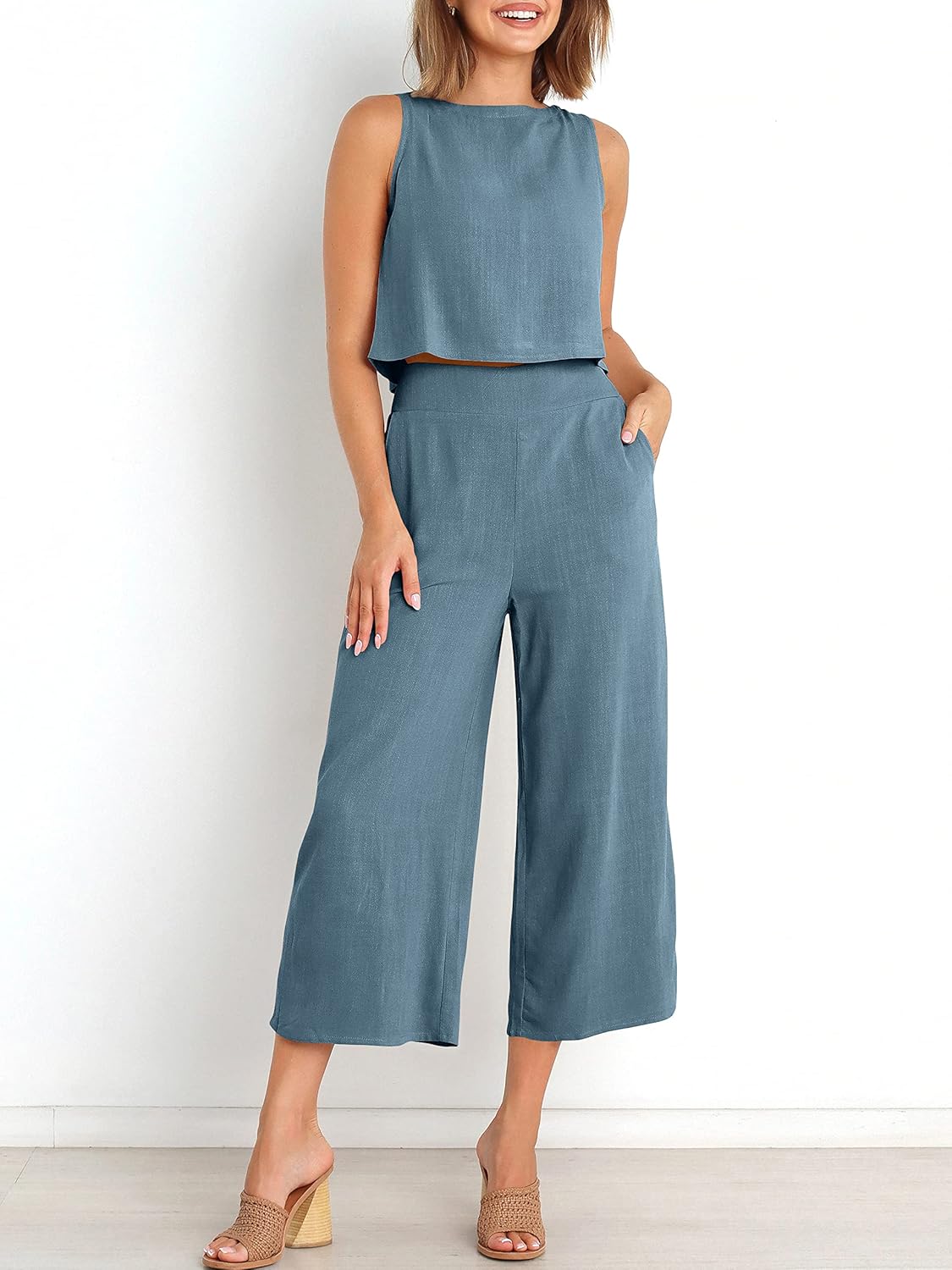 Two Piece Set – Sleeveless Crop Top & Wide Leg Pants