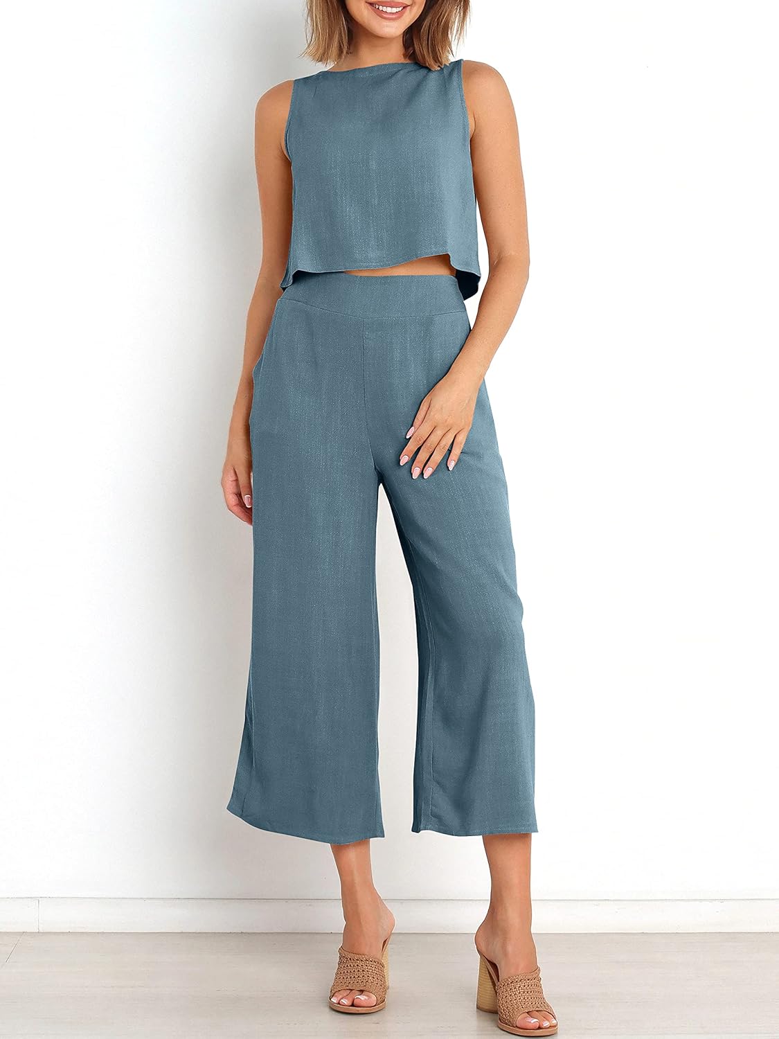 Two Piece Set – Sleeveless Crop Top & Wide Leg Pants