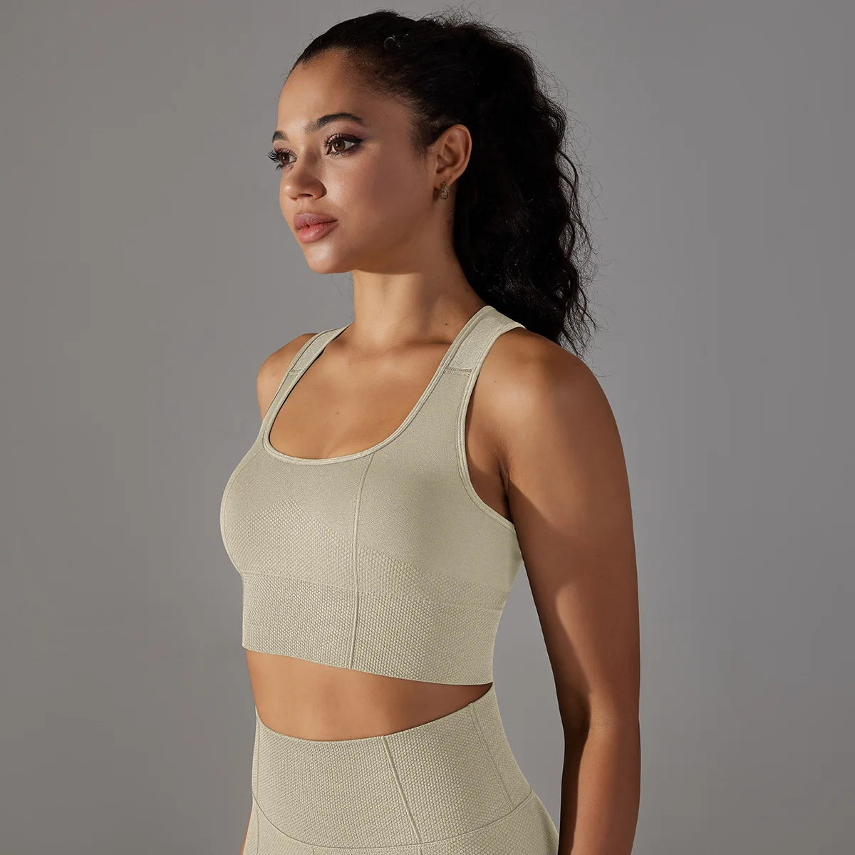 Seamless Racerback Sports Bra – Gym, Yoga & Pilates Activewear