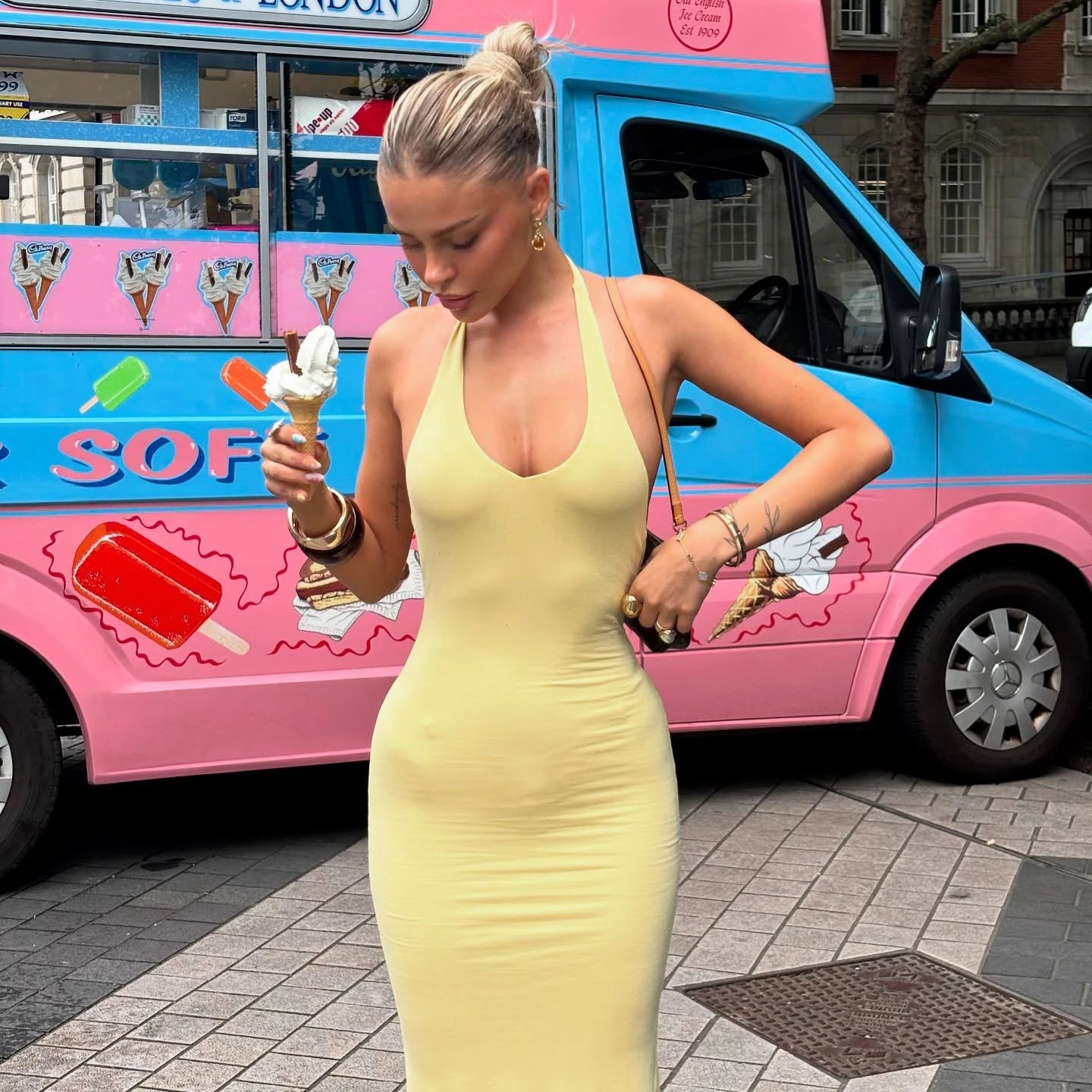 Yellow Halter Neck Maxi Dress – Sleeveless Slim Fit Summer Beachwear