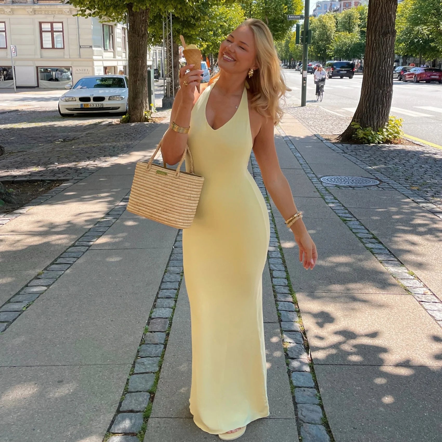 Yellow Halter Neck Maxi Dress – Sleeveless Slim Fit Summer Beachwear