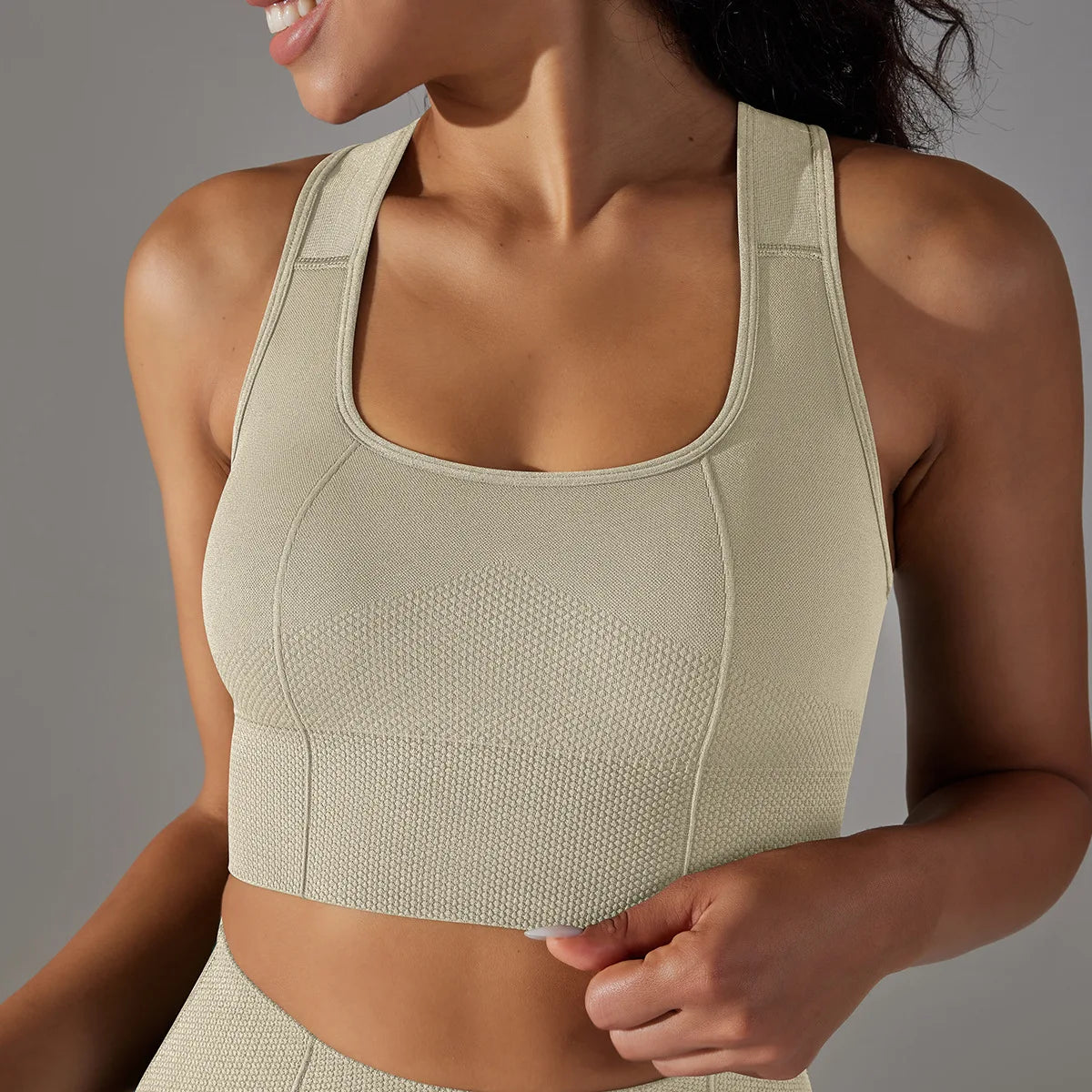 Seamless Racerback Sports Bra – Gym, Yoga & Pilates Activewear