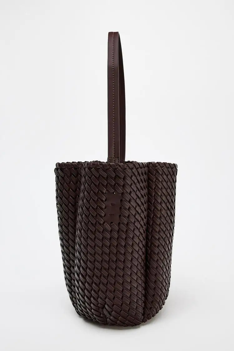 Woven Bucket Bag – Luxury Shoulder Handbag with Textured Design
