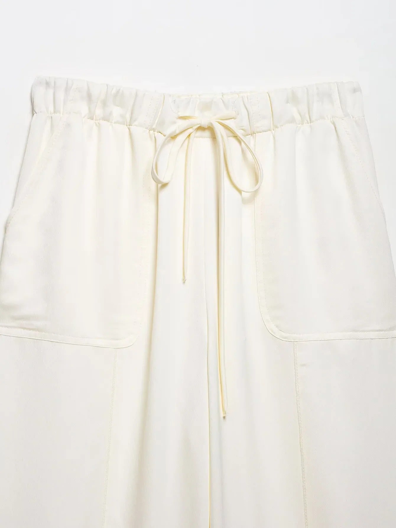 Elegant Satin Two Piece Pants Set – Sleeveless Top & Wide Leg Trousers