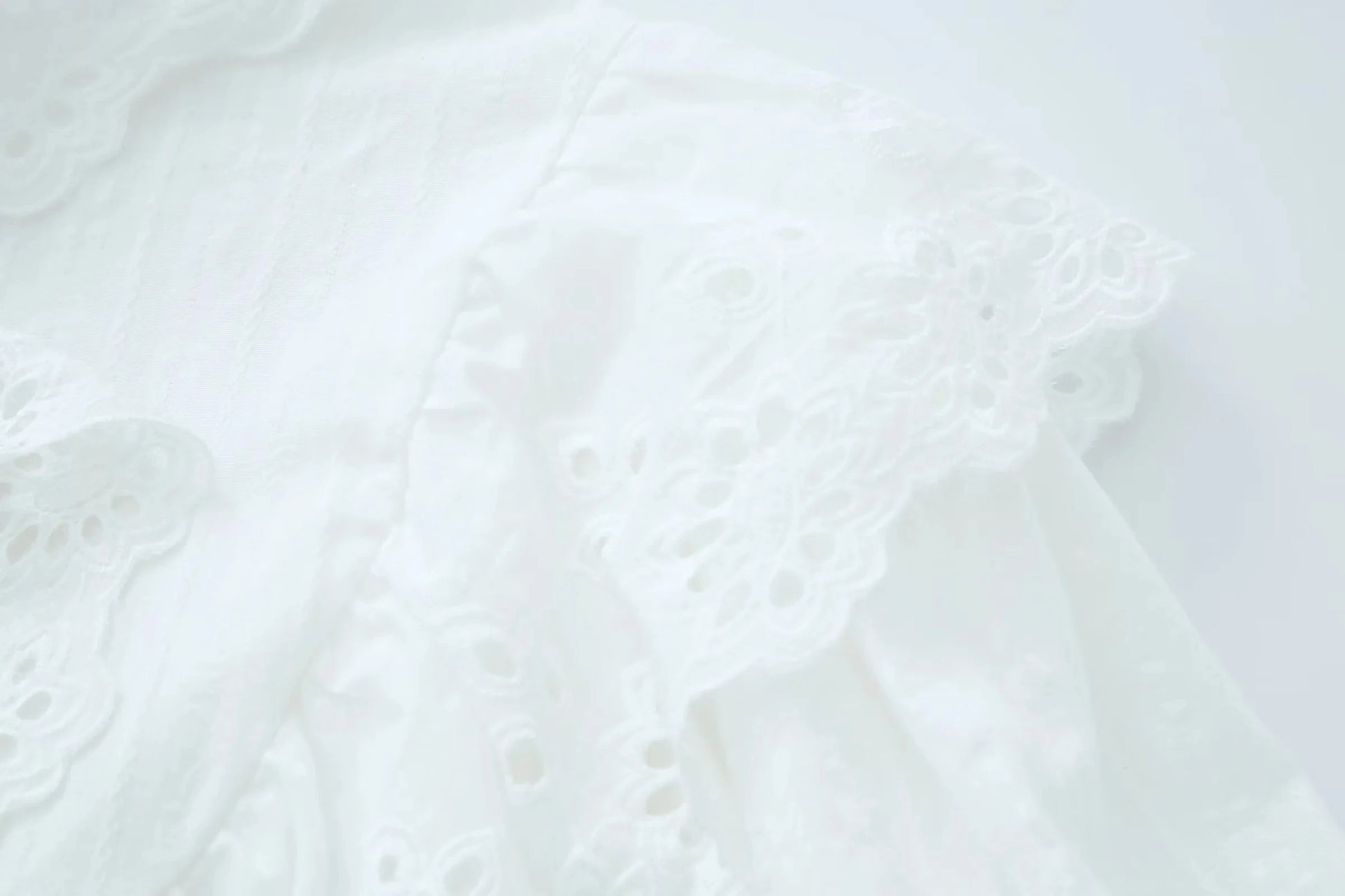 White Ruffle Maxi Dress – Loose Boho V Neck Long Sleeve Gown
