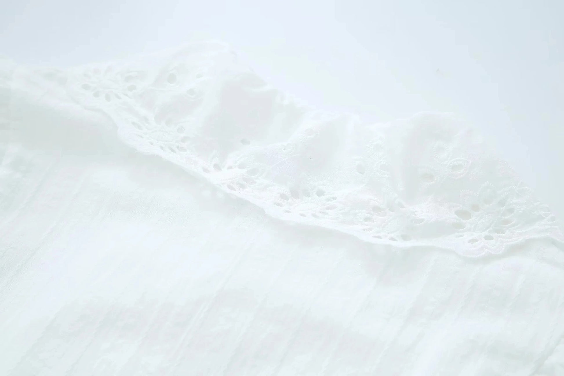 White Ruffle Maxi Dress – Loose Boho V Neck Long Sleeve Gown