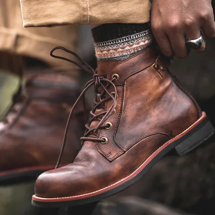 Men’s Lace Up Vintage Leather Ankle Boots