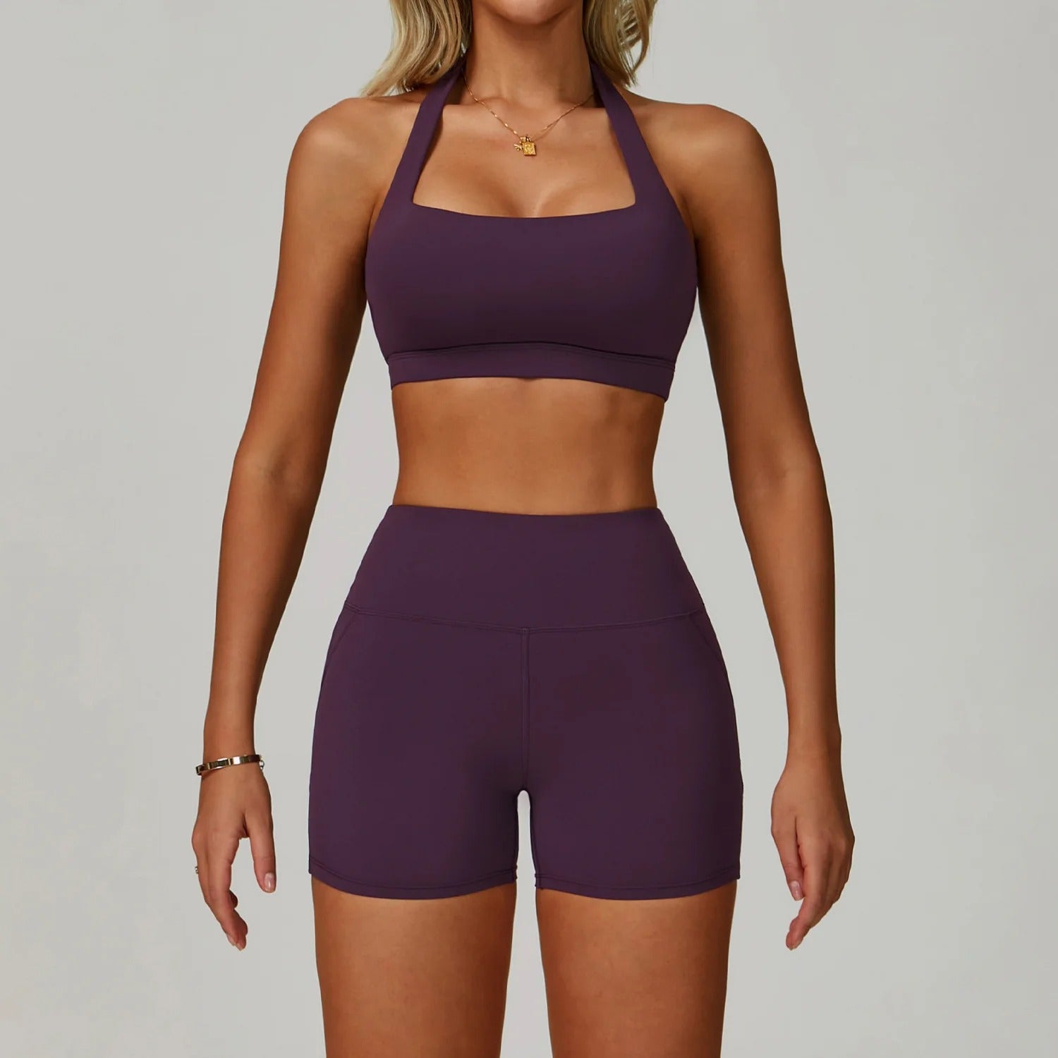 Yoga Set with Sports Bra & Shorts – Seamless 2 Piece Workout Activewear