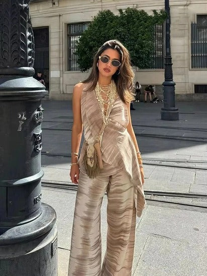 Outfit Halter Top and Wide Leg Pants – Elegant Summer Matching Set